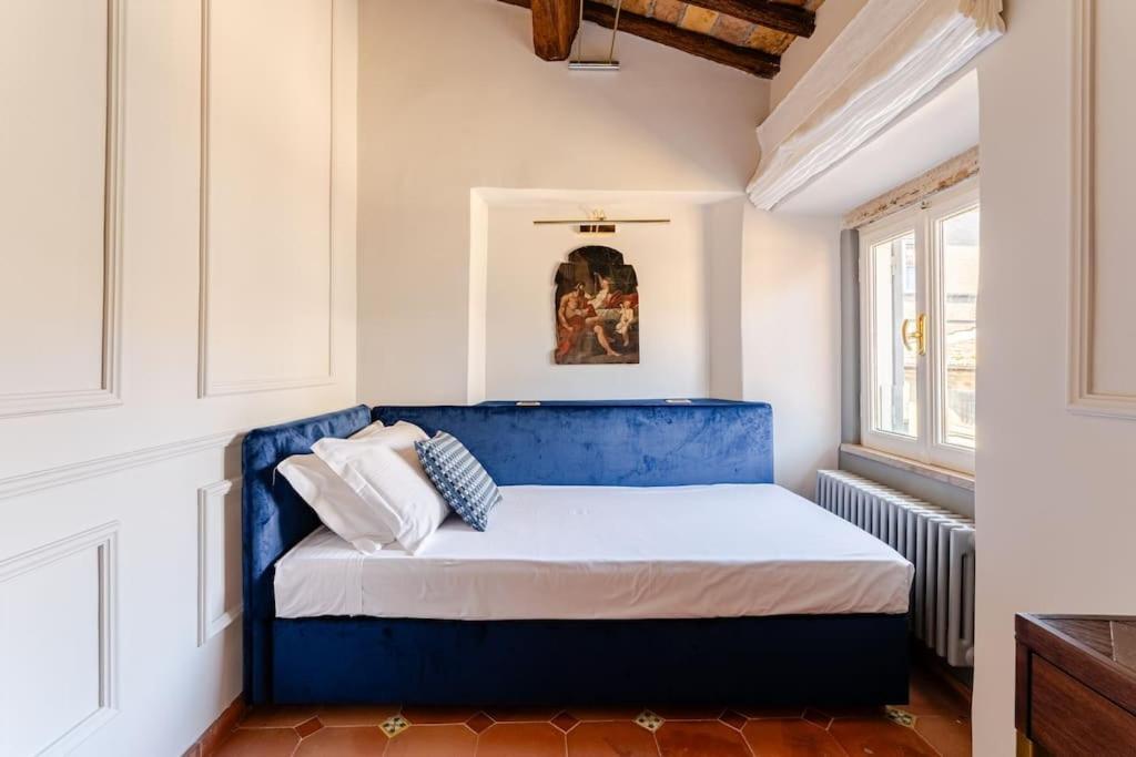Apartment Giulia Penthouse - 5 Min Piazza Navona
